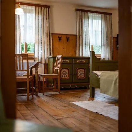 Triad Ferienhaeuschen Stoeckl Lodge *